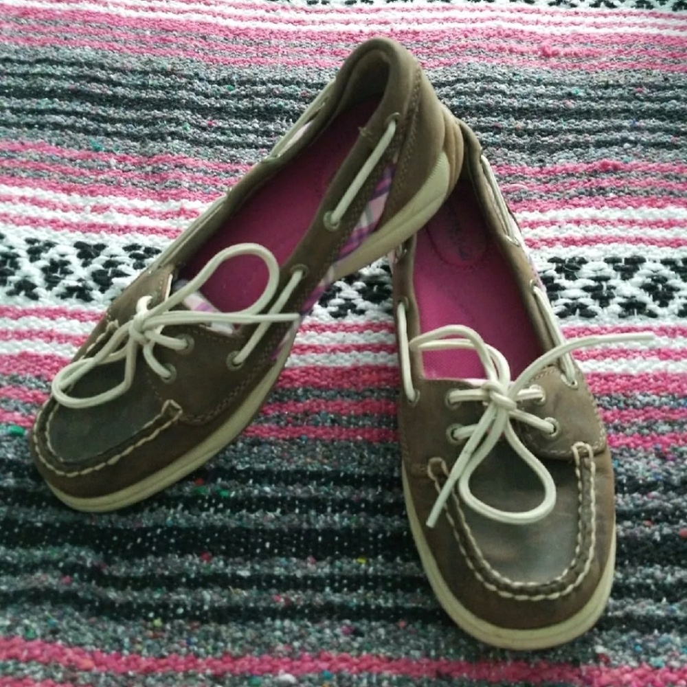 Sperry boat shoes